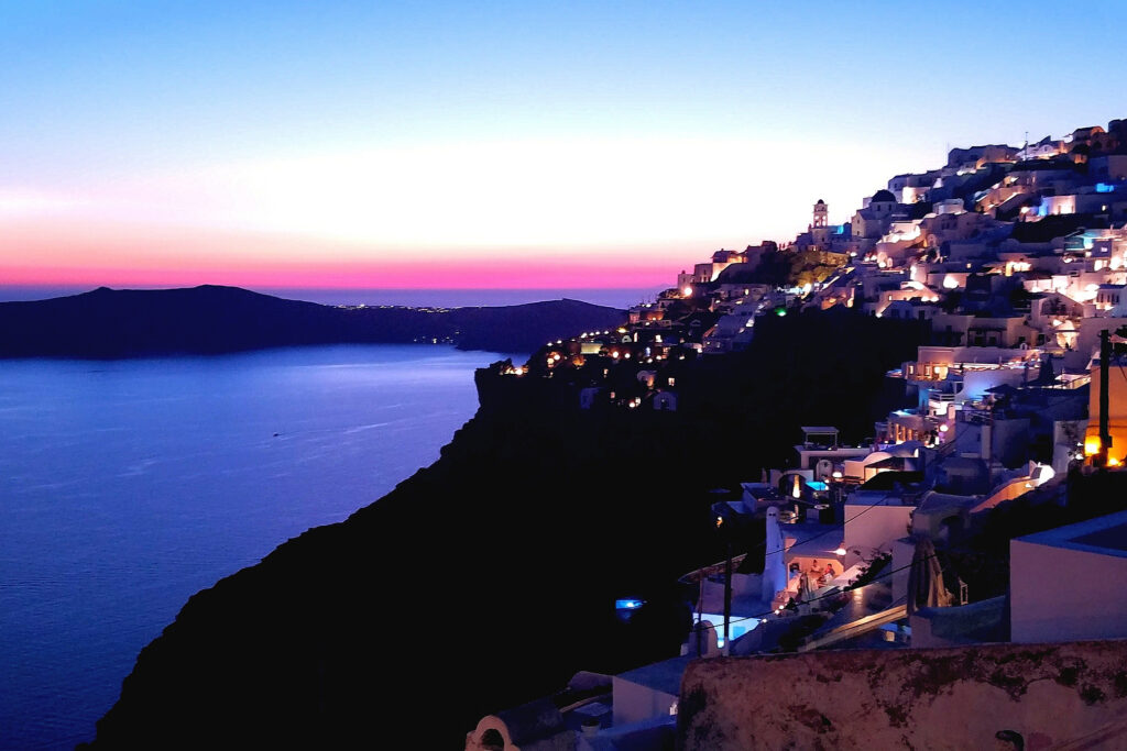 Oia Sunset | Greece Travel Guide | Glow Be Lovely